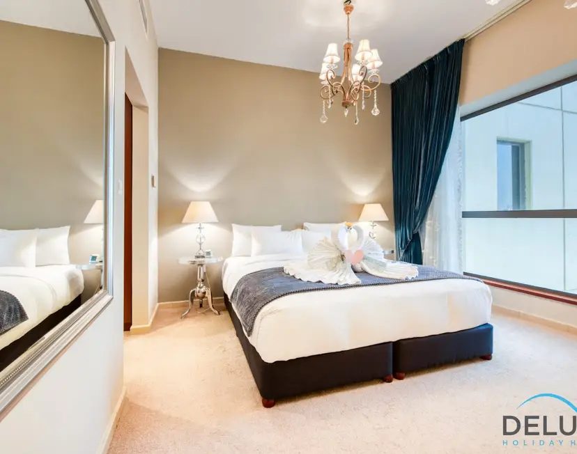 High-floor 1-Bedroom Unit Close to Beach w/ Sea Views — Sadaf — photo 26