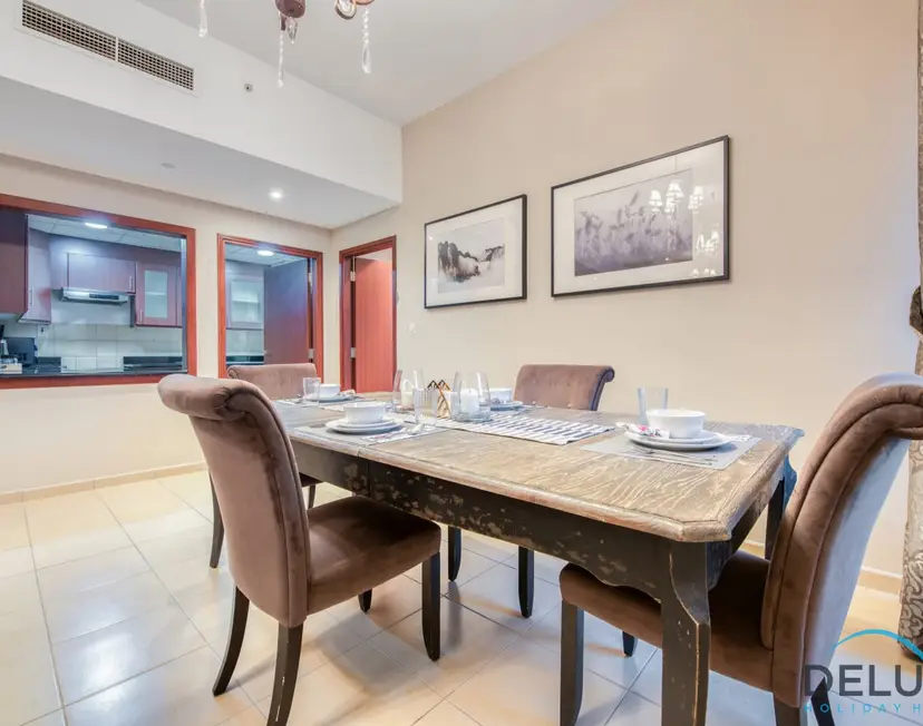 High-floor 1-Bedroom Unit Close to Beach w/ Sea Views — Sadaf — photo 11