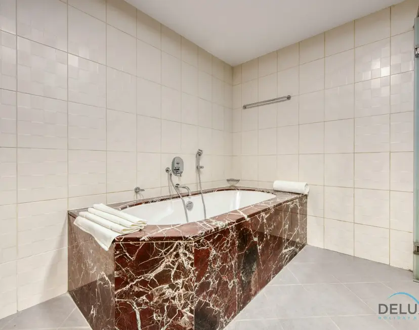 Outstanding 3-Bedroom — Sadaf — photo 33