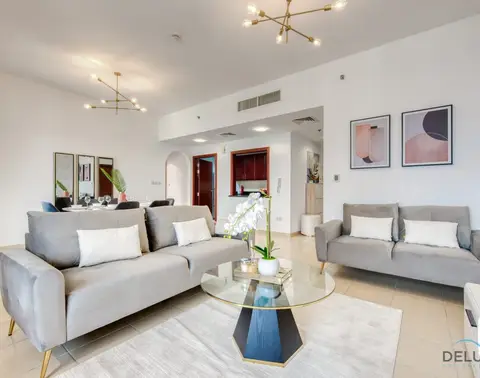 Vogue 2-Bedroom — Shams — photo 2
