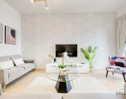 Vogue 2-Bedroom — Shams — photo 5