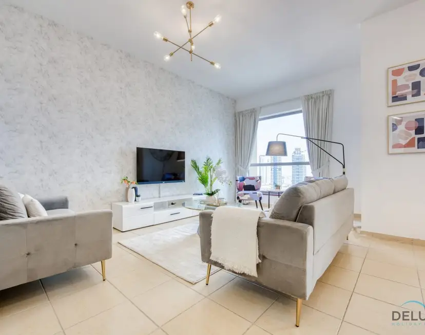 Vogue 2-Bedroom — Shams — photo 6