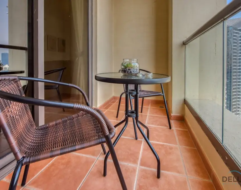 Vogue 2-Bedroom — Shams — photo 14