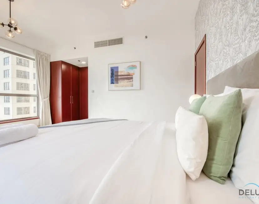 Vogue 2-Bedroom — Shams — photo 28