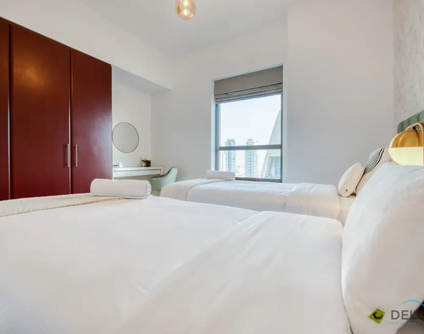Vogue 2-Bedroom — Shams — photo 34