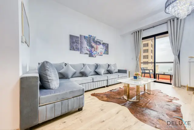 Elegant 2-Bedroom — Bahar
