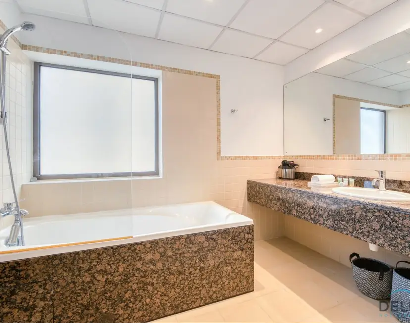 Elegant 2-Bedroom — Bahar — photo 27