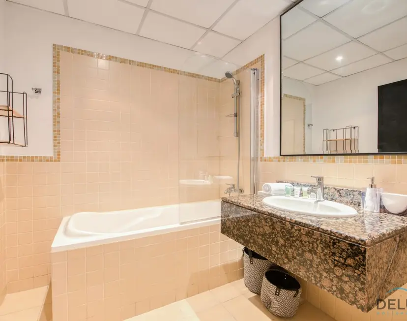 Elegant 2-Bedroom — Bahar — photo 35