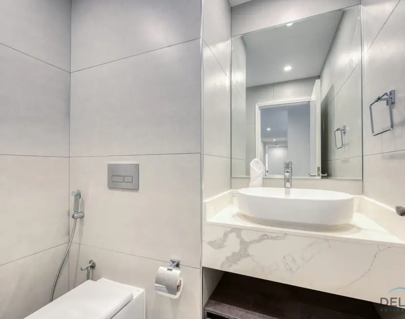 Spacious 3-Bedroom Apartment with Assistant Room — Sadaf — photo 24