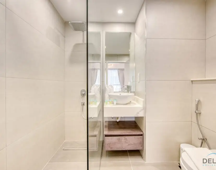 Spacious 3-Bedroom Apartment with Assistant Room — Sadaf — photo 29
