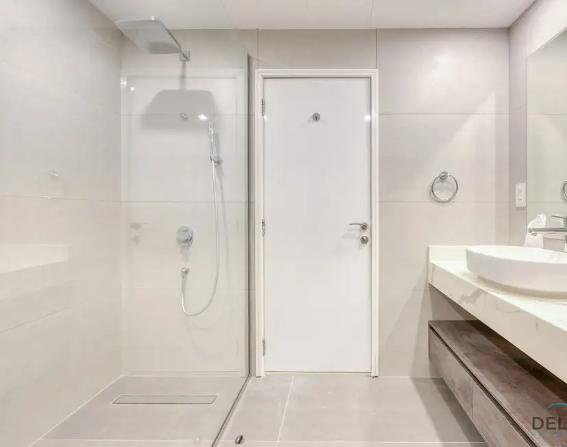 Spacious 3-Bedroom Apartment with Assistant Room — Sadaf — photo 36
