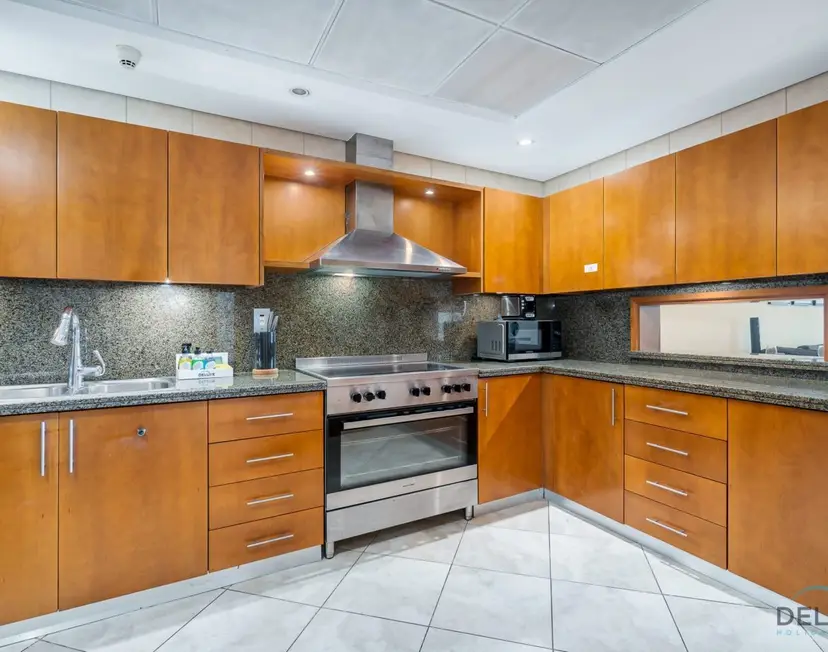 Sophisticated 3-Bedroom w/ Assistant’s Room at Al Fattan Marine Towers — JBR North — photo 14