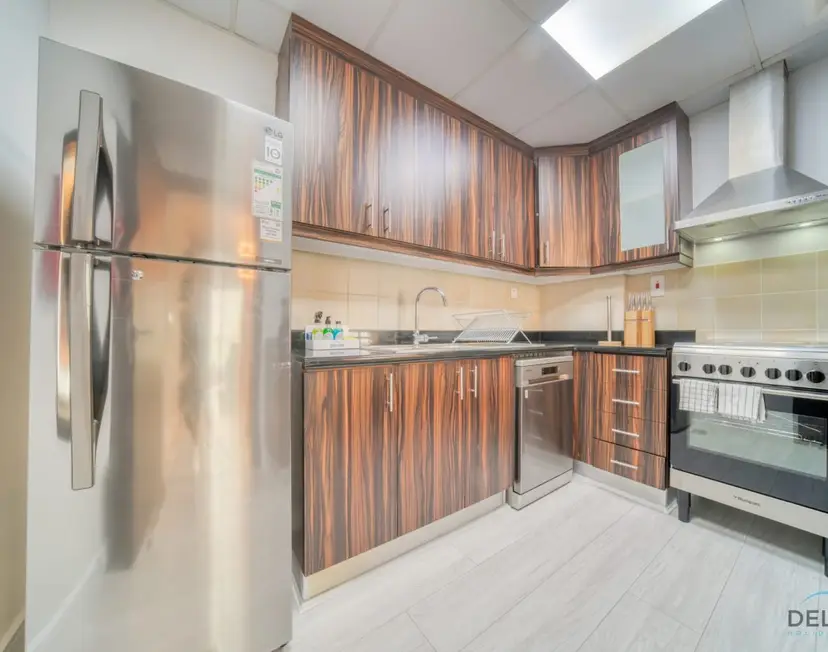 Urbane 2-Bedroom — Shams — photo 39