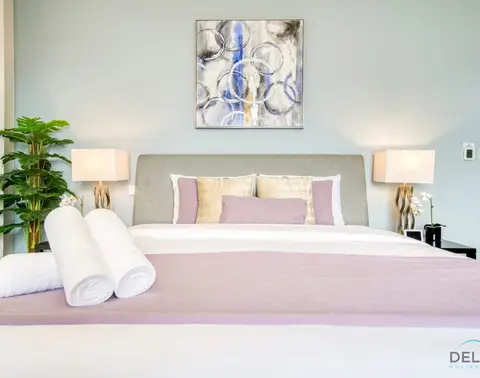 Exquisite 2-Bedroom — Shams — photo 4