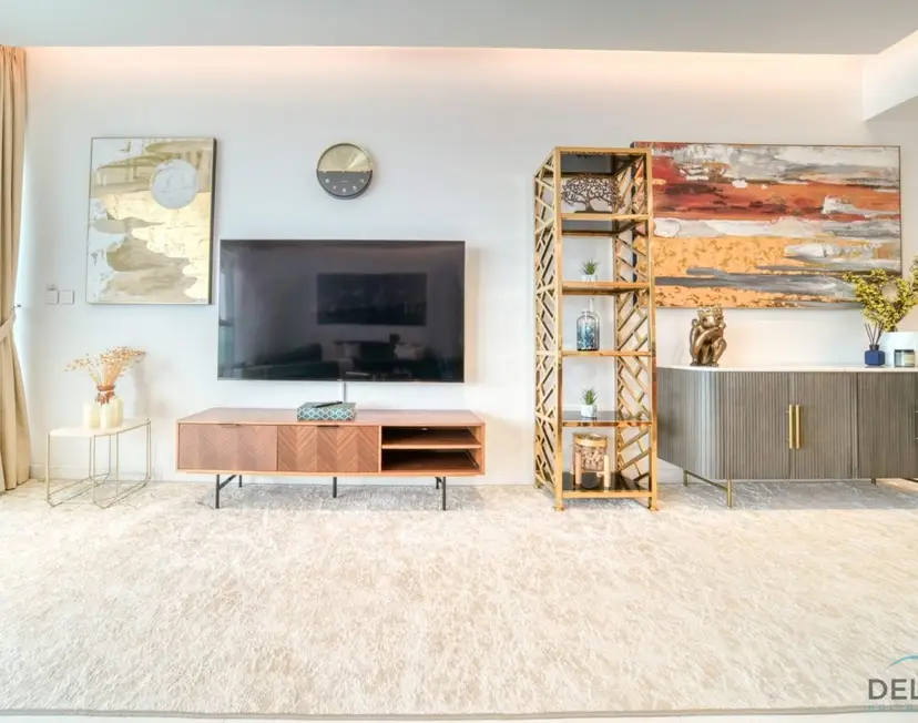 Picturesque 3-Bedroom with Assistant Room — The One — photo 30