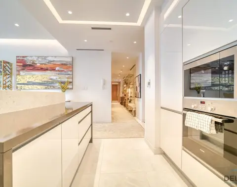 Picturesque 3-Bedroom with Assistant Room — The One — photo 3