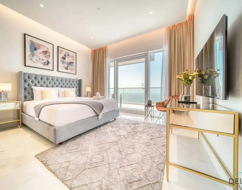 Picturesque 3-Bedroom with Assistant Room — The One — photo 7