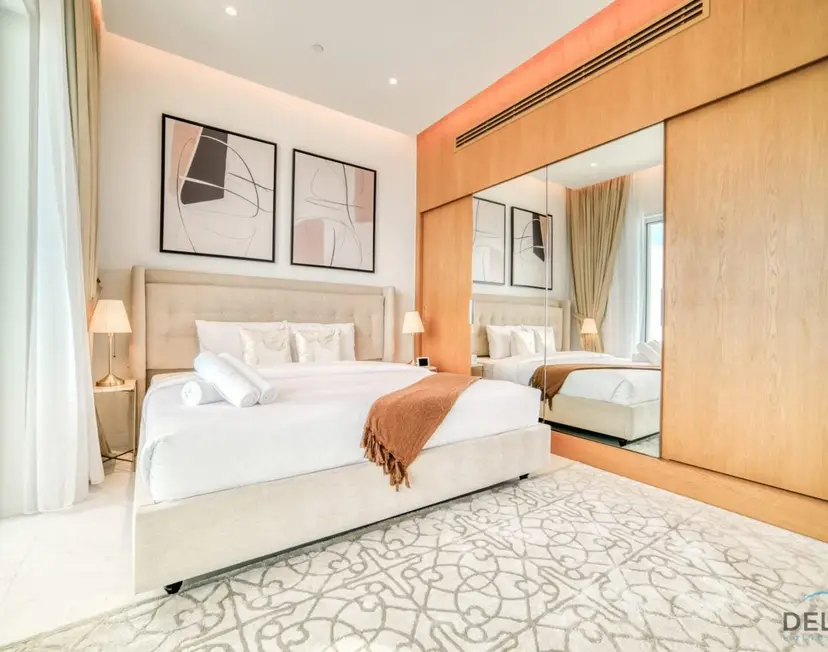 Picturesque 3-Bedroom with Assistant Room — The One — photo 33
