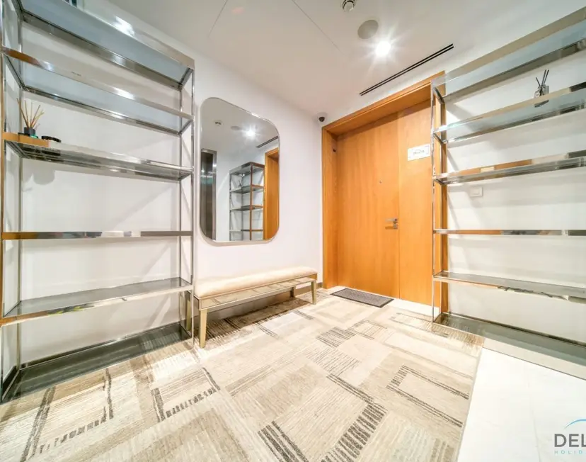 Picturesque 3-Bedroom with Assistant Room — The One — photo 38