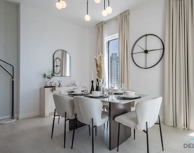 Elegant 2-Bedroom Apartment in La Vie, Jumeirah Beach Residences — photo 23
