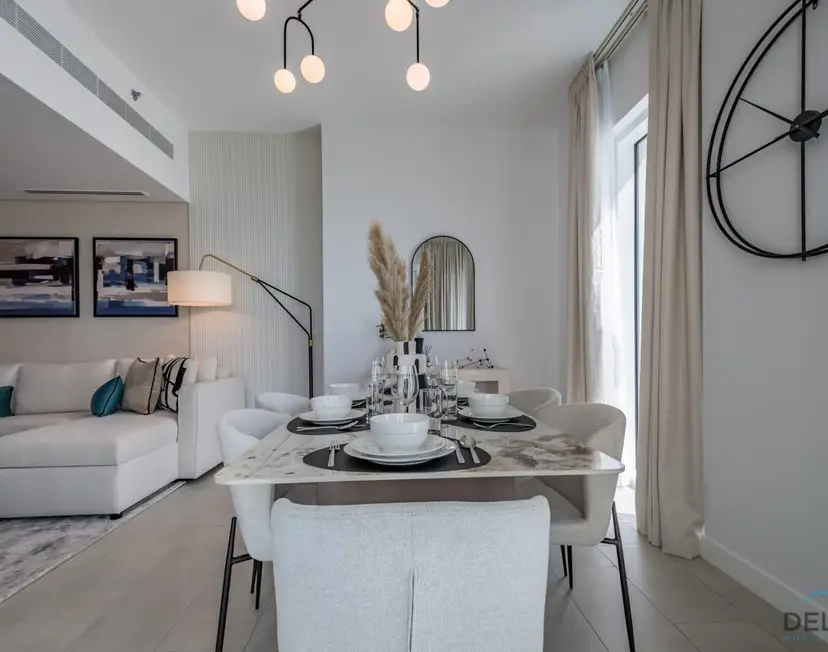 Elegant 2-Bedroom Apartment in La Vie, Jumeirah Beach Residences — photo 25