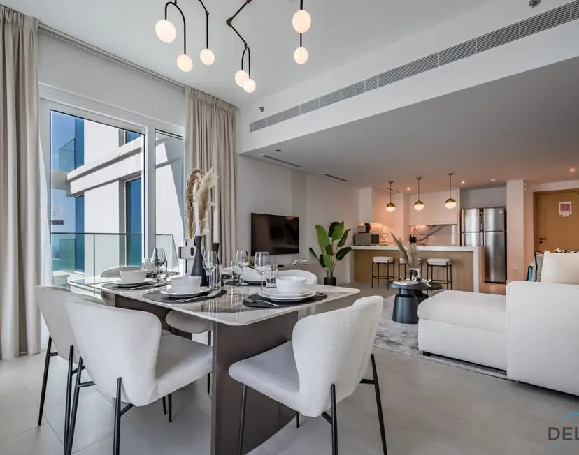 Elegant 2-Bedroom Apartment in La Vie, Jumeirah Beach Residences — photo 26
