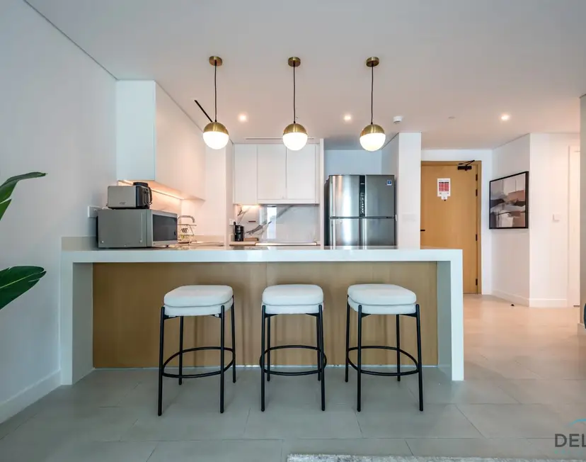 Elegant 2-Bedroom Apartment in La Vie, Jumeirah Beach Residences — photo 27
