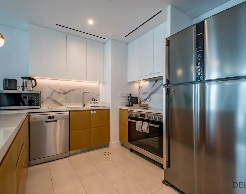 Elegant 2-Bedroom Apartment in La Vie, Jumeirah Beach Residences — photo 29