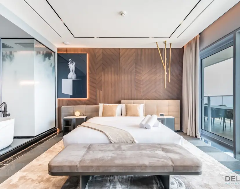 Picturesque 3-Bedroom Apartment with Assistant Room — The One — photo 33