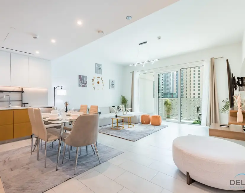 Sophisticated 1-Bedroom Apartment in La Vie, Jumeirah Beach Residences — photo 12