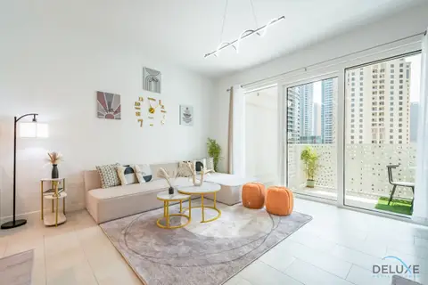 Sophisticated 1-Bedroom Apartment in La Vie, Jumeirah Beach Residences