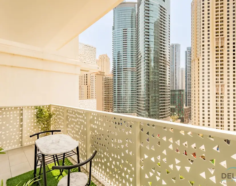 Sophisticated 1-Bedroom Apartment in La Vie, Jumeirah Beach Residences — photo 23