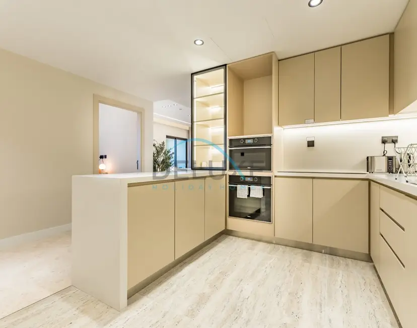 Sea and Palm Jumeirah Views Just Steps from the Beach 2-Bedroom — Sadaf — photo 11