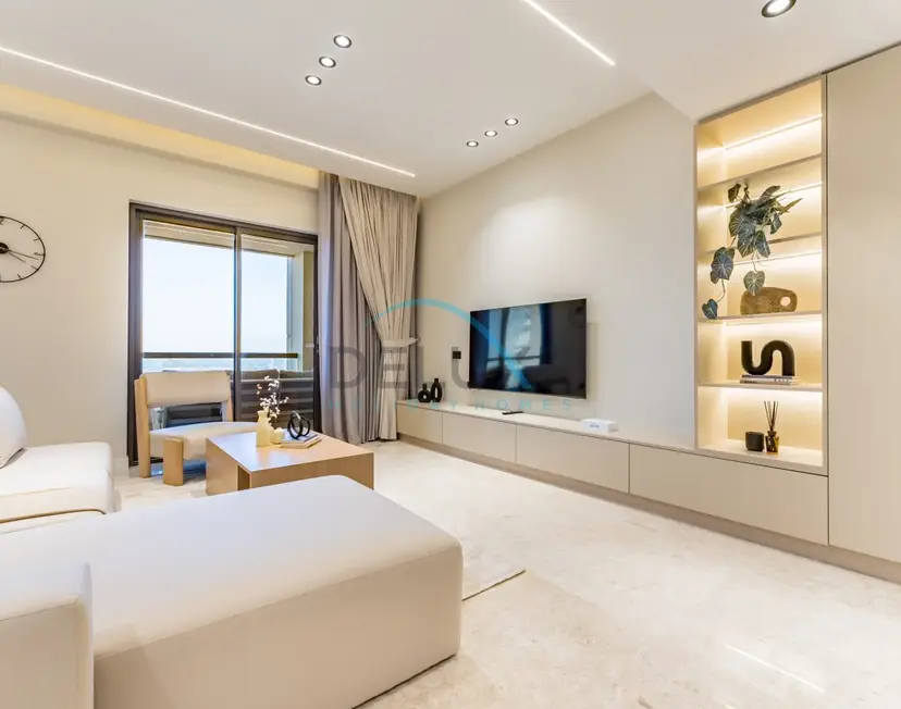 Sea and Palm Jumeirah Views Just Steps from the Beach 2-Bedroom — Sadaf — photo 16