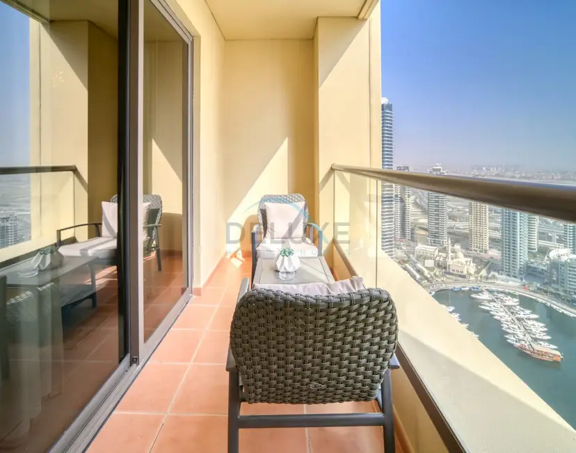 High Floor 2-Bedroom With a View of the Dubai Marina Canal Steps Away — Shams — photo 13