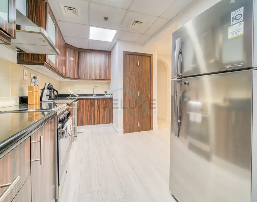 High Floor 2-Bedroom With a View of the Dubai Marina Canal Steps Away — Shams — photo 15