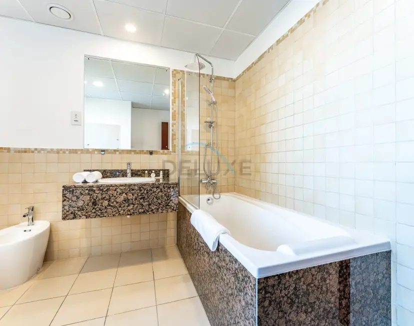 Close to Major Landmarks 3-Bedroom + Assistant Room w/ Marina Views — Rimal — photo 20