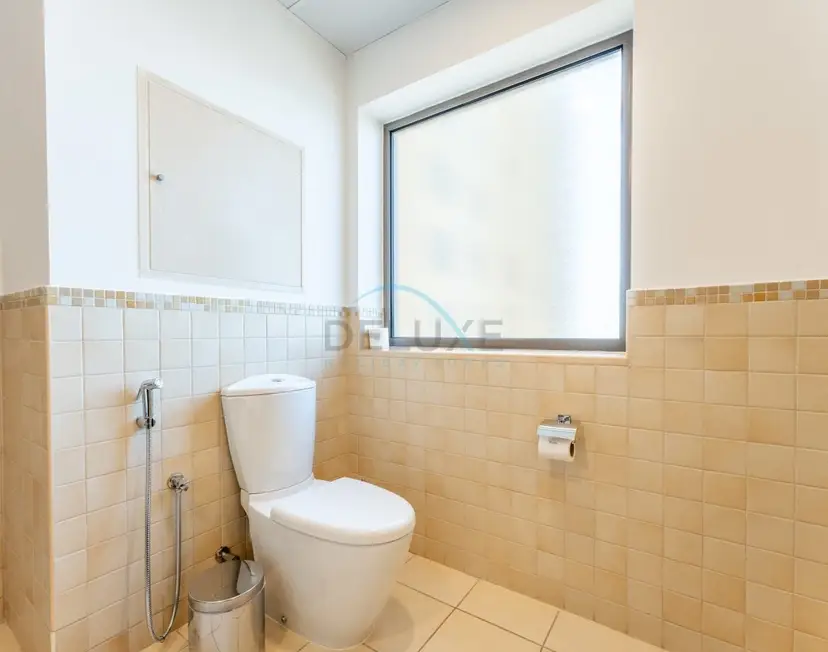 Close to Major Landmarks 3-Bedroom + Assistant Room w/ Marina Views — Rimal — photo 21