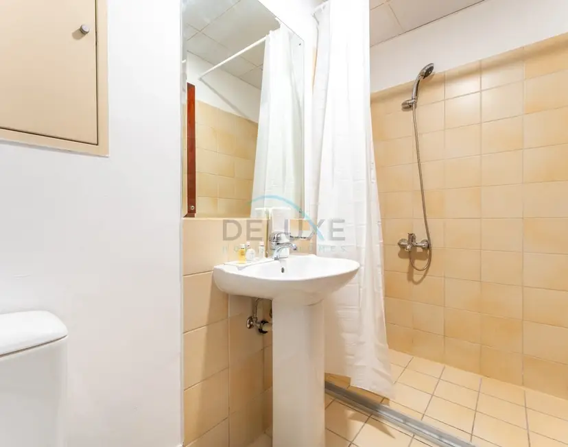 Close to Major Landmarks 3-Bedroom + Assistant Room w/ Marina Views — Rimal — photo 28