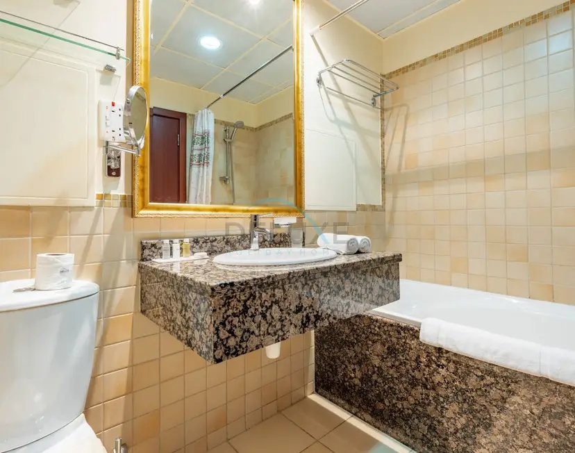 Ain Dubai & Sea Views 2-Bedroom Unit Close to Beach — Shams — photo 18