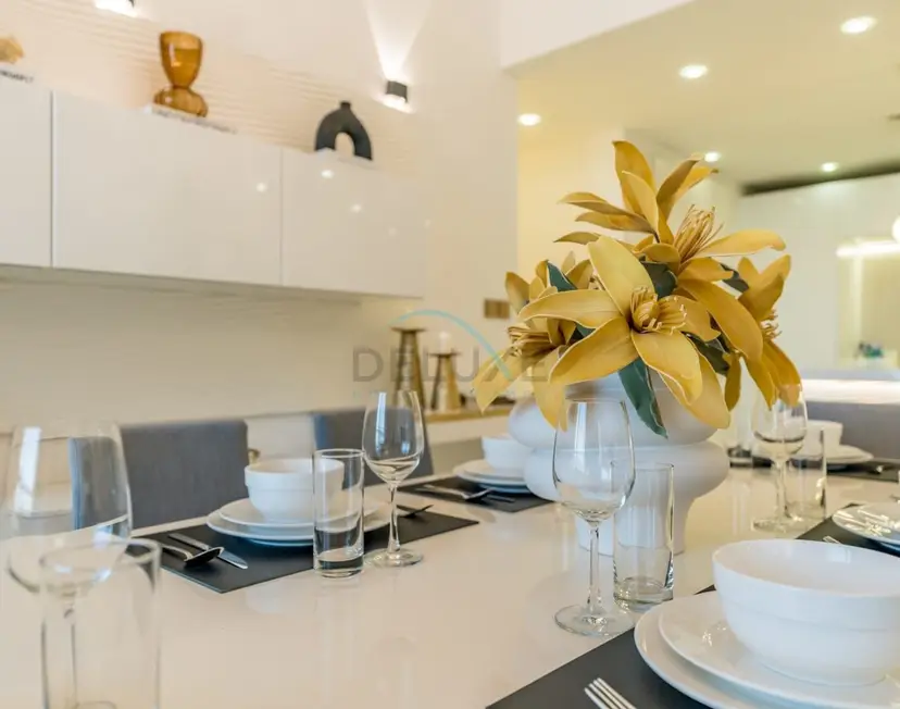 Panoramic Sea and Canal Views from High-Floor 2-Bedroom — Shams — photo 2