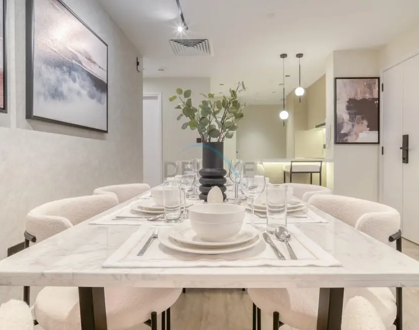 High-Floor 2-Bedroom, Just a Stone’s Throw from the Tram — Sadaf — photo 19