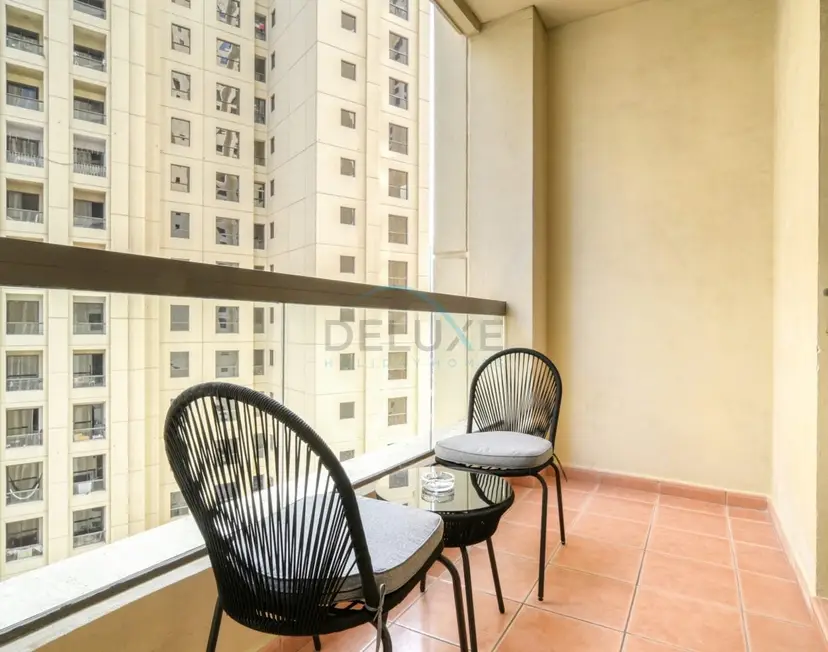 High-Floor 2-Bedroom, Just a Stone’s Throw from the Tram — Sadaf — photo 25