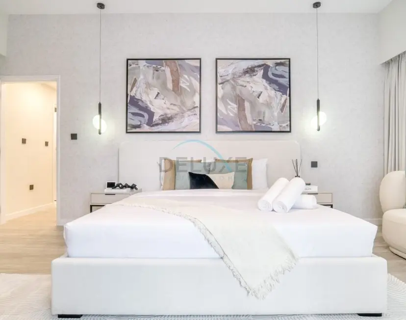 High-Floor 2-Bedroom, Just a Stone’s Throw from the Tram — Sadaf — photo 29