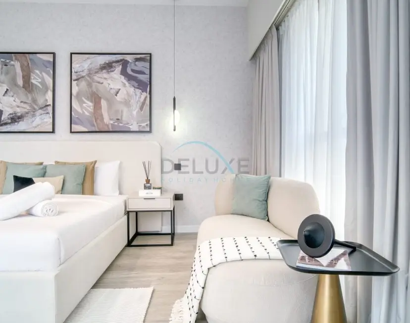 High-Floor 2-Bedroom, Just a Stone’s Throw from the Tram — Sadaf — photo 31