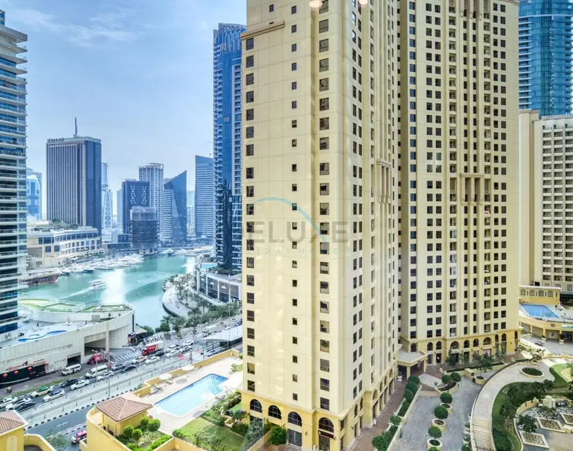 High-Floor 2-Bedroom, Just a Stone’s Throw from the Tram — Sadaf — photo 6