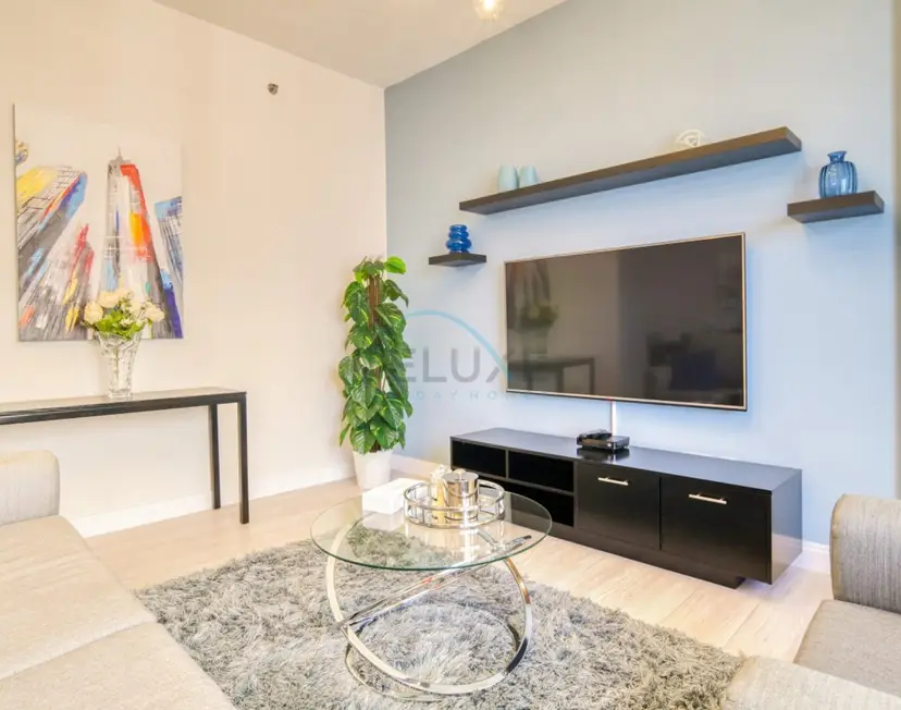 Upscale 2-Bedroom — Shams — photo 11