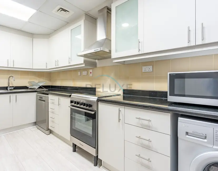 Upscale 2-Bedroom — Shams — photo 22